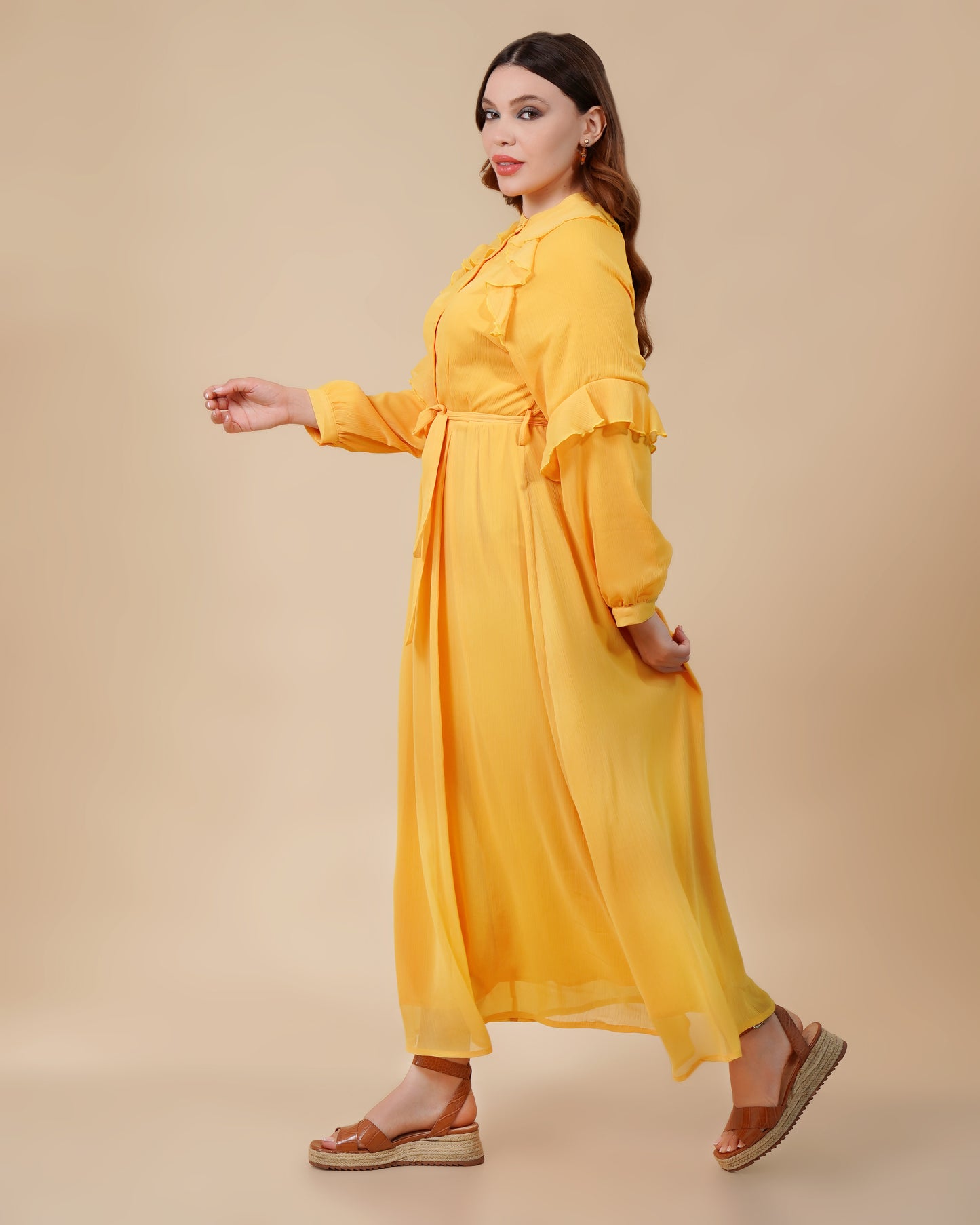 Robe Golden Aura