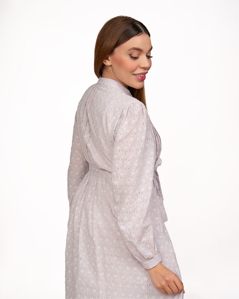 Robe brodé violet pastel-clair
