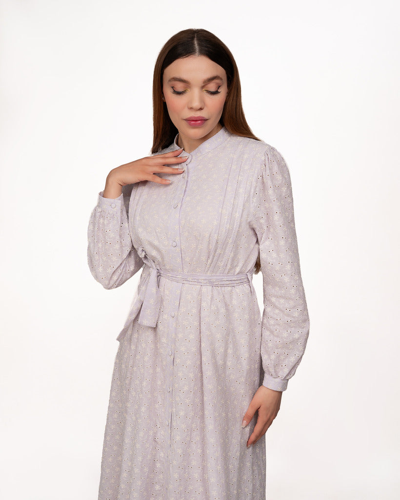 Robe brodé violet pastel-clair