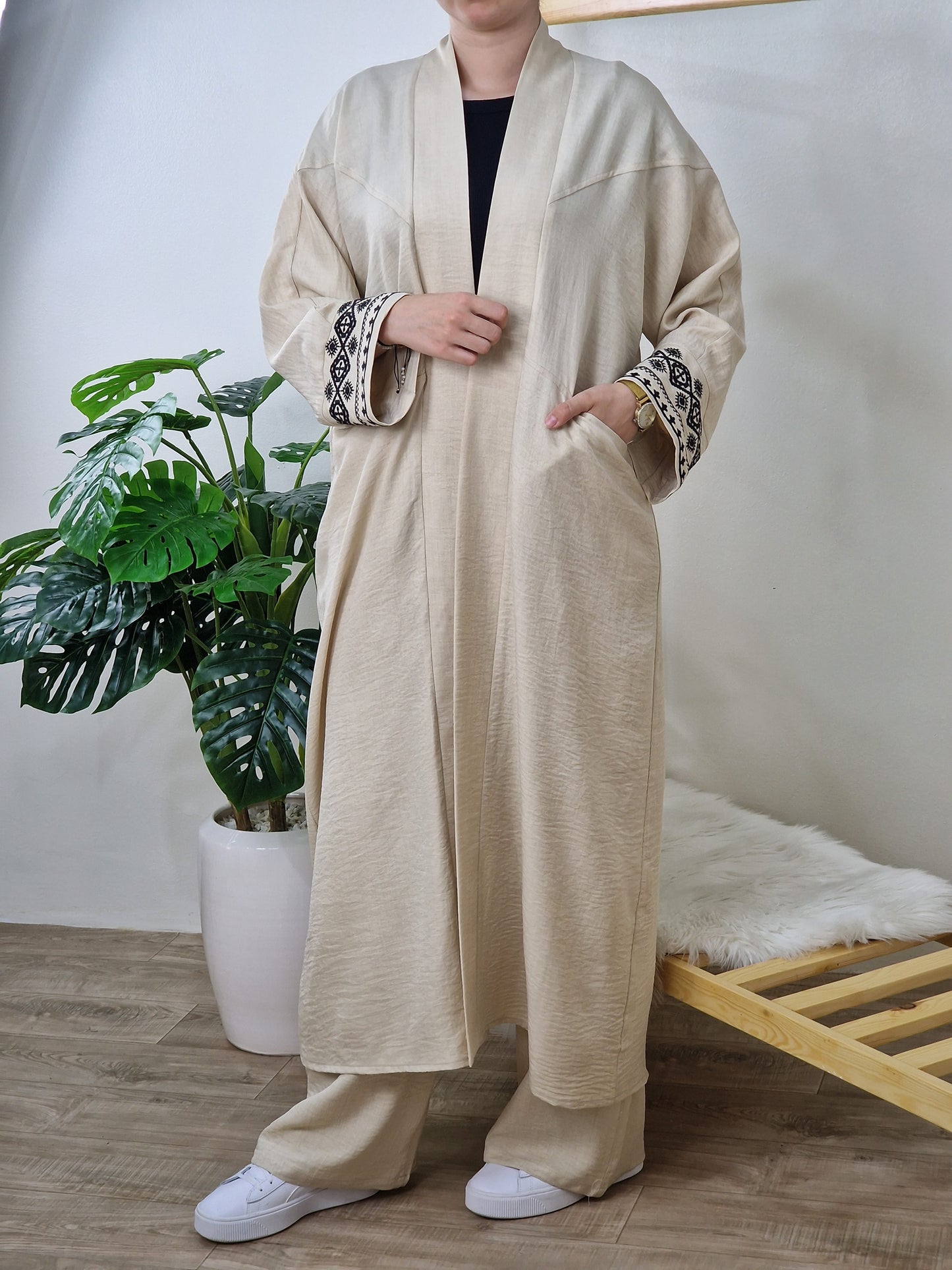 Ensemble Kimono brodé -BEIGE-