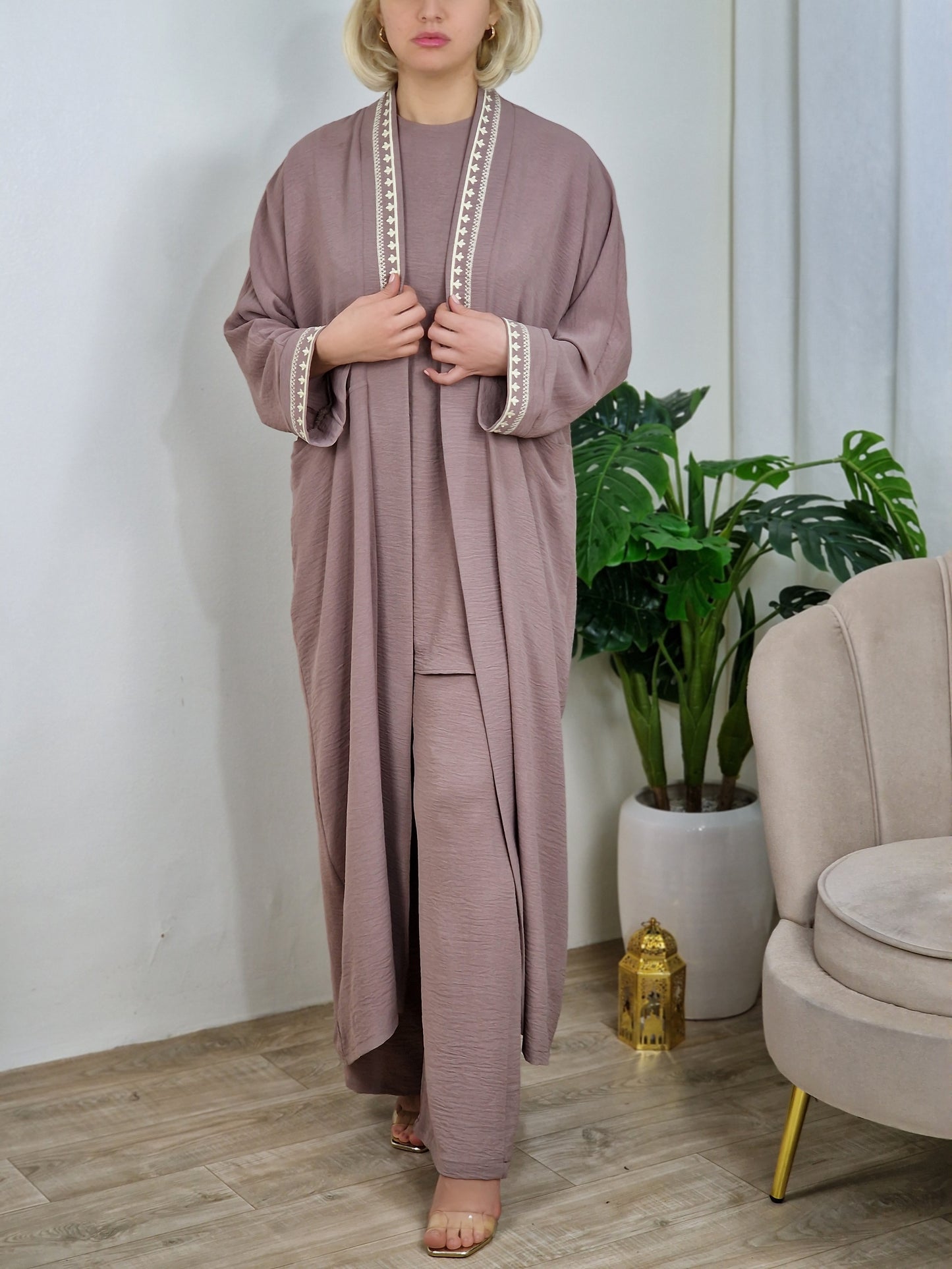 Ensemble amira 3 pièces brodé