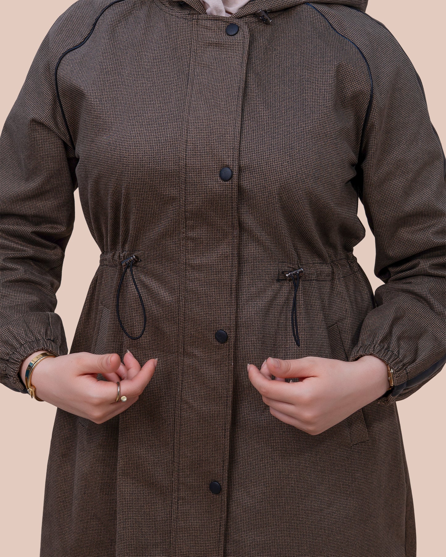 Trench mi-long à capuche