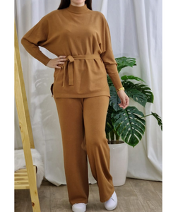 Ensemble en laine camel