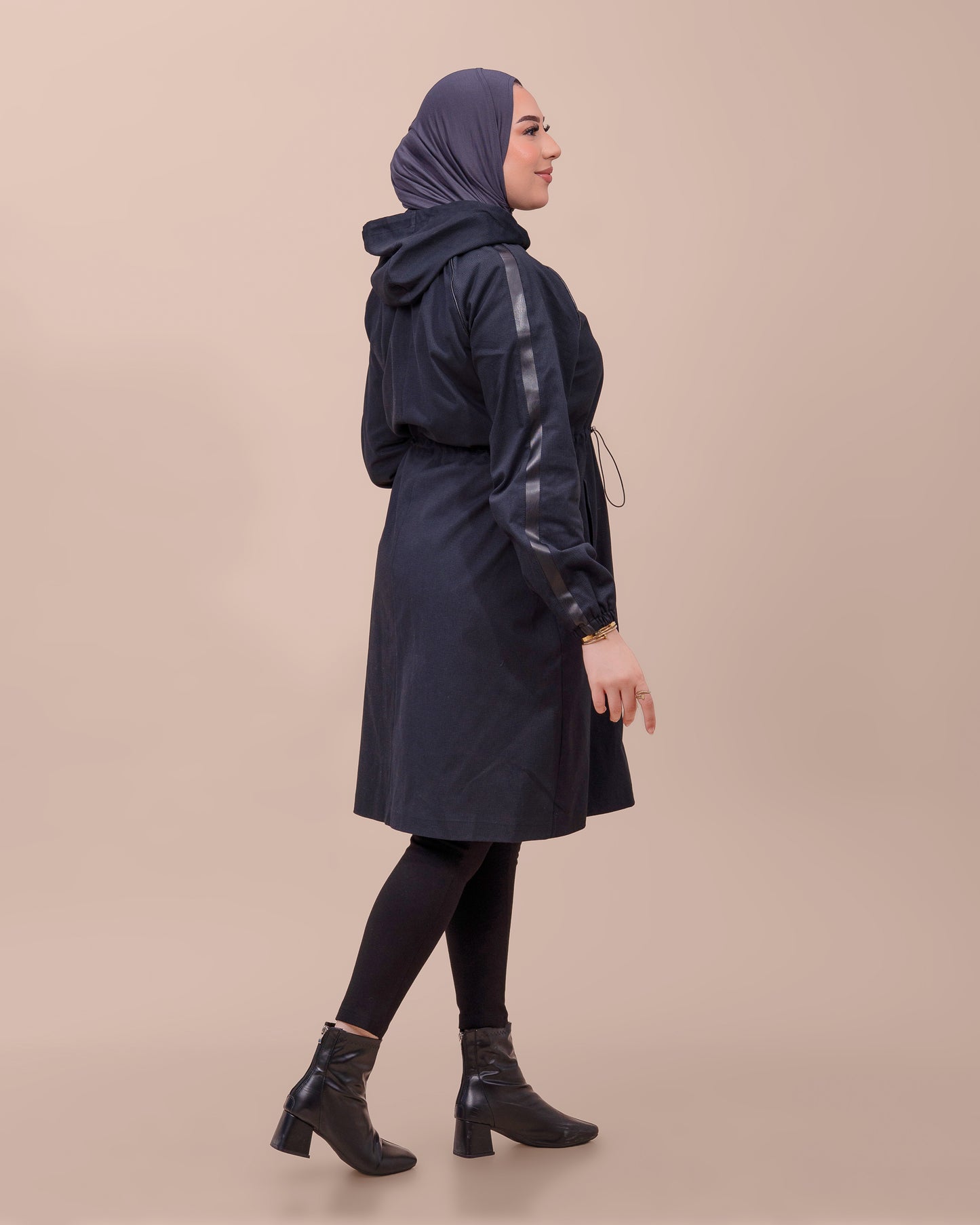 Trench mi-long à capuche