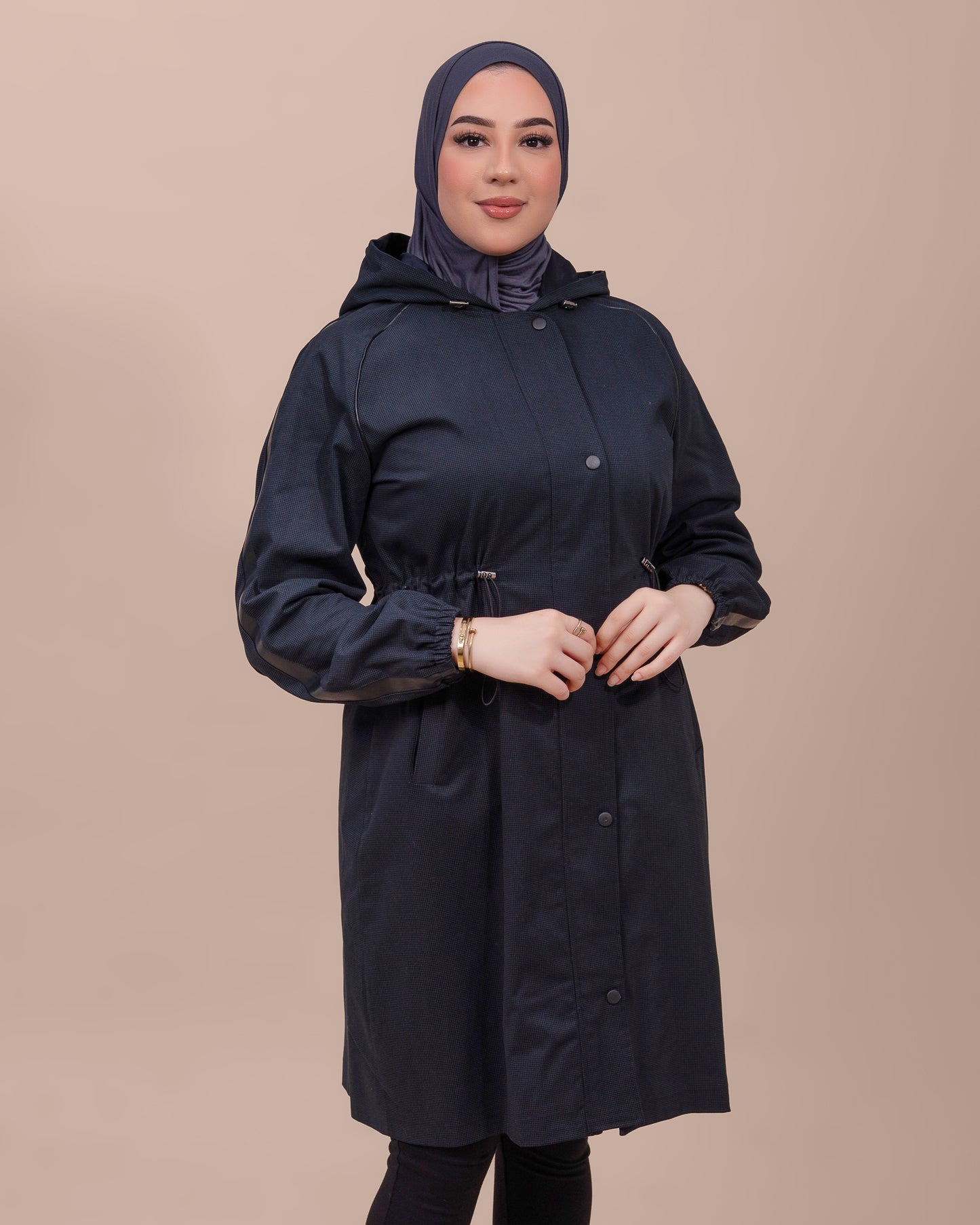 Trench mi-long à capuche