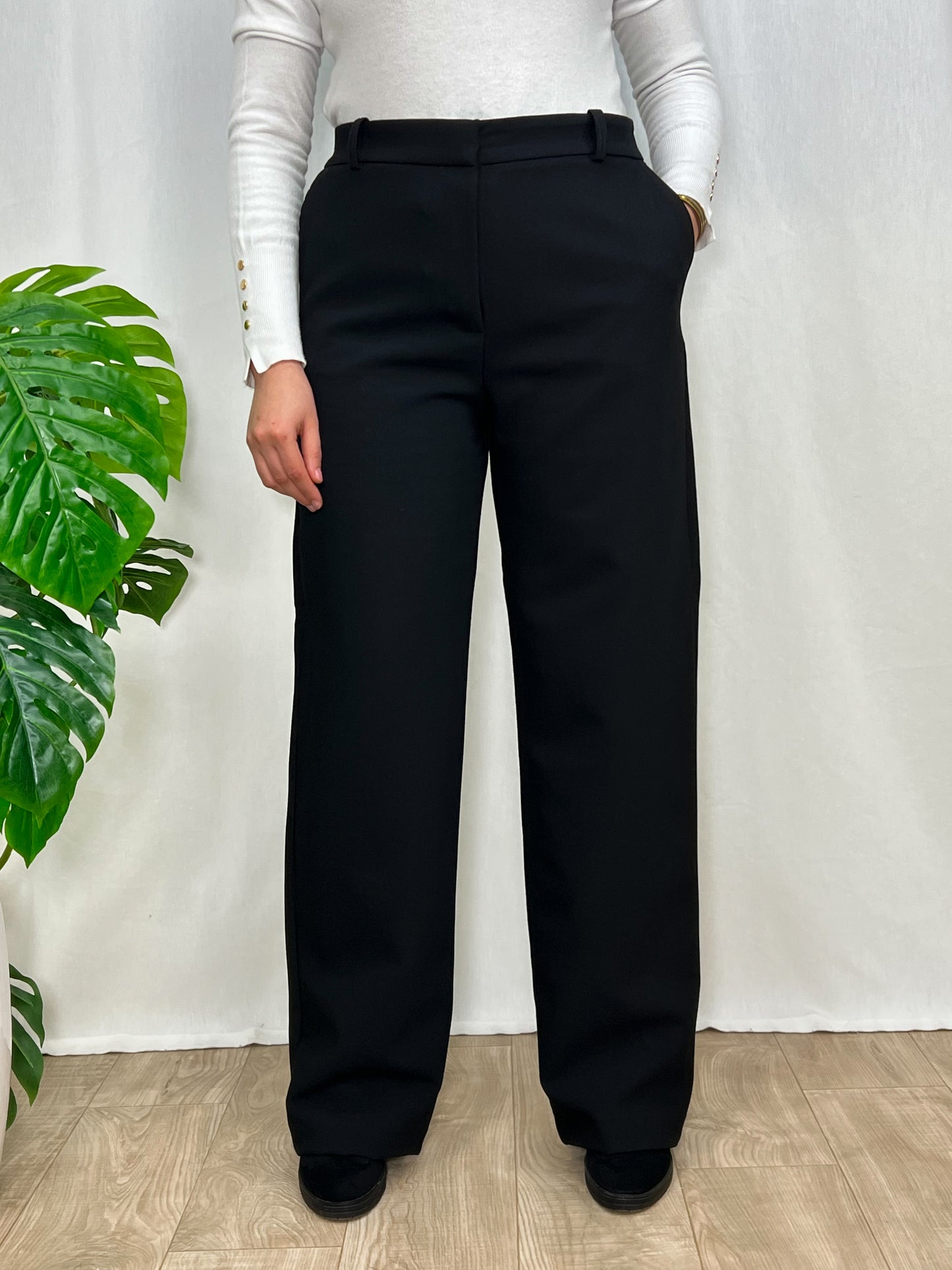 Pantalon NOVA – Coupe droite en tissu tergal