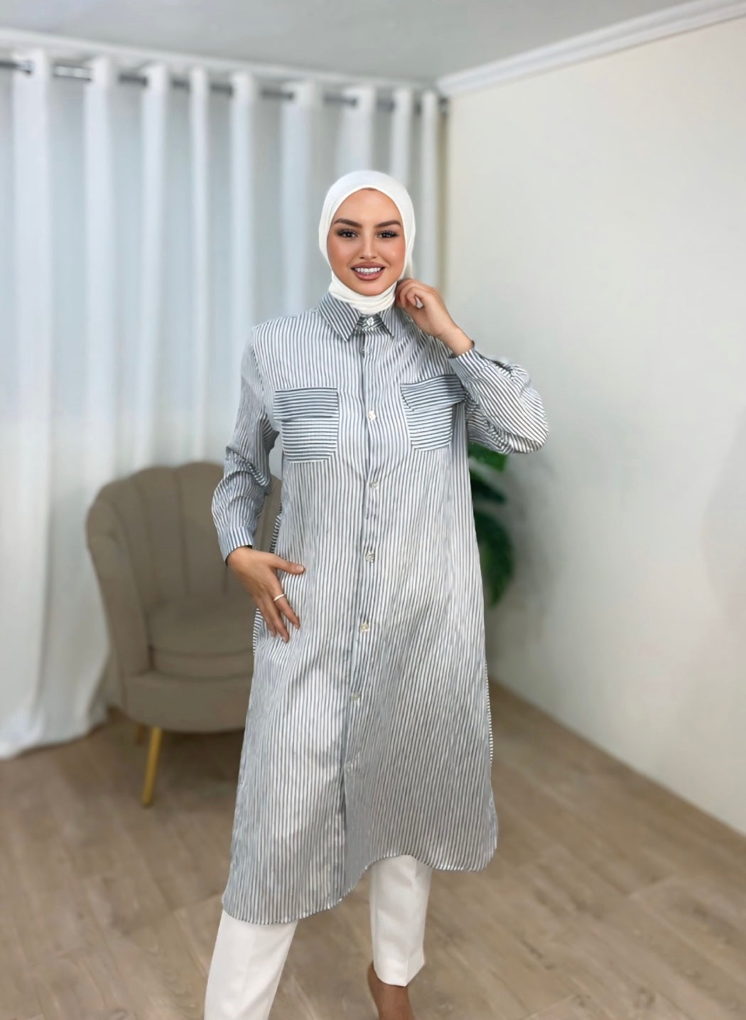 Chemise-robe rayé blanc et gris