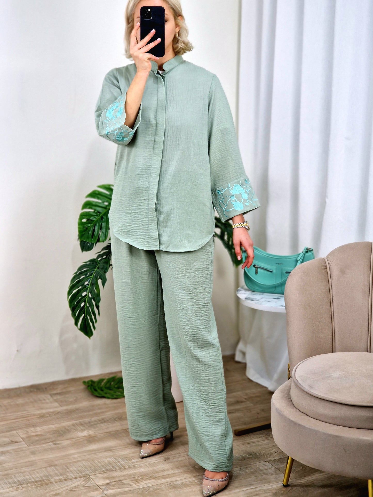 Ensemble NOUR brodé