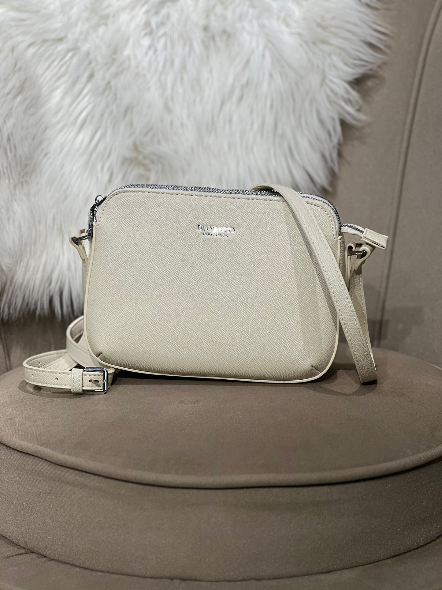 Sac Diana & co