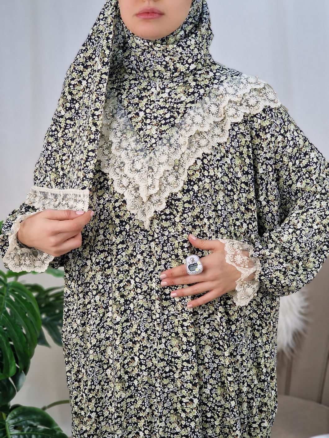 Anbar abaya