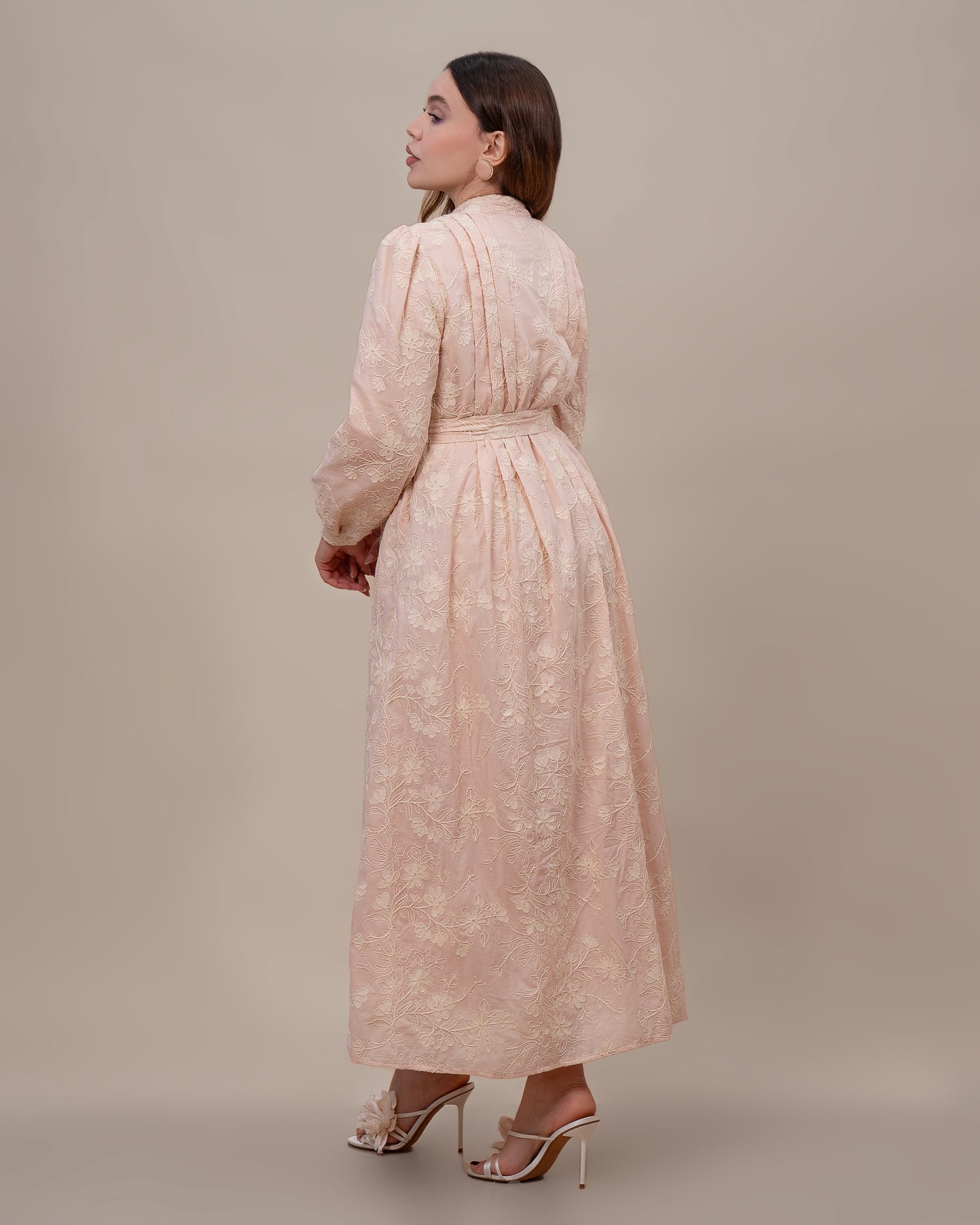 Robe Elora – Broderie Cordon Relief