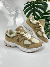 Charger l&#39;image dans la galerie, Baskets -New balances-
