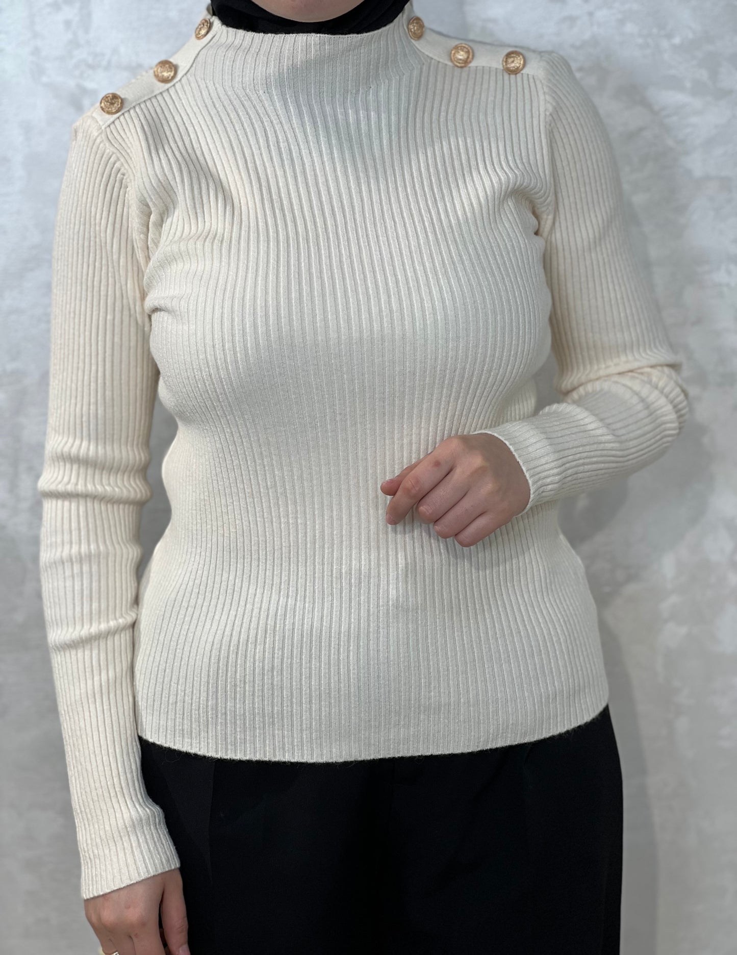 Pull Essentiel -à bouton-
