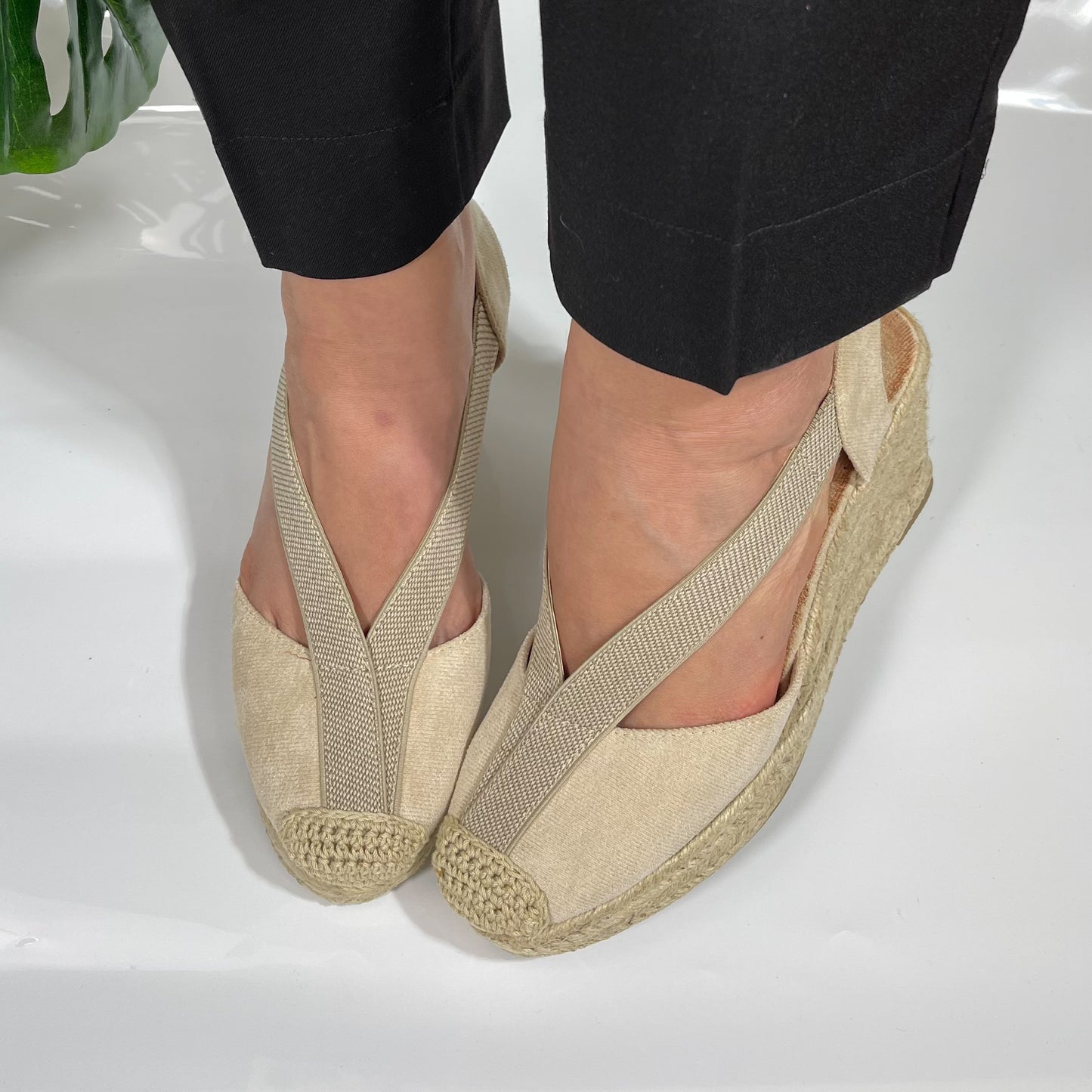 Sandales Élégantes NEXE -beige-