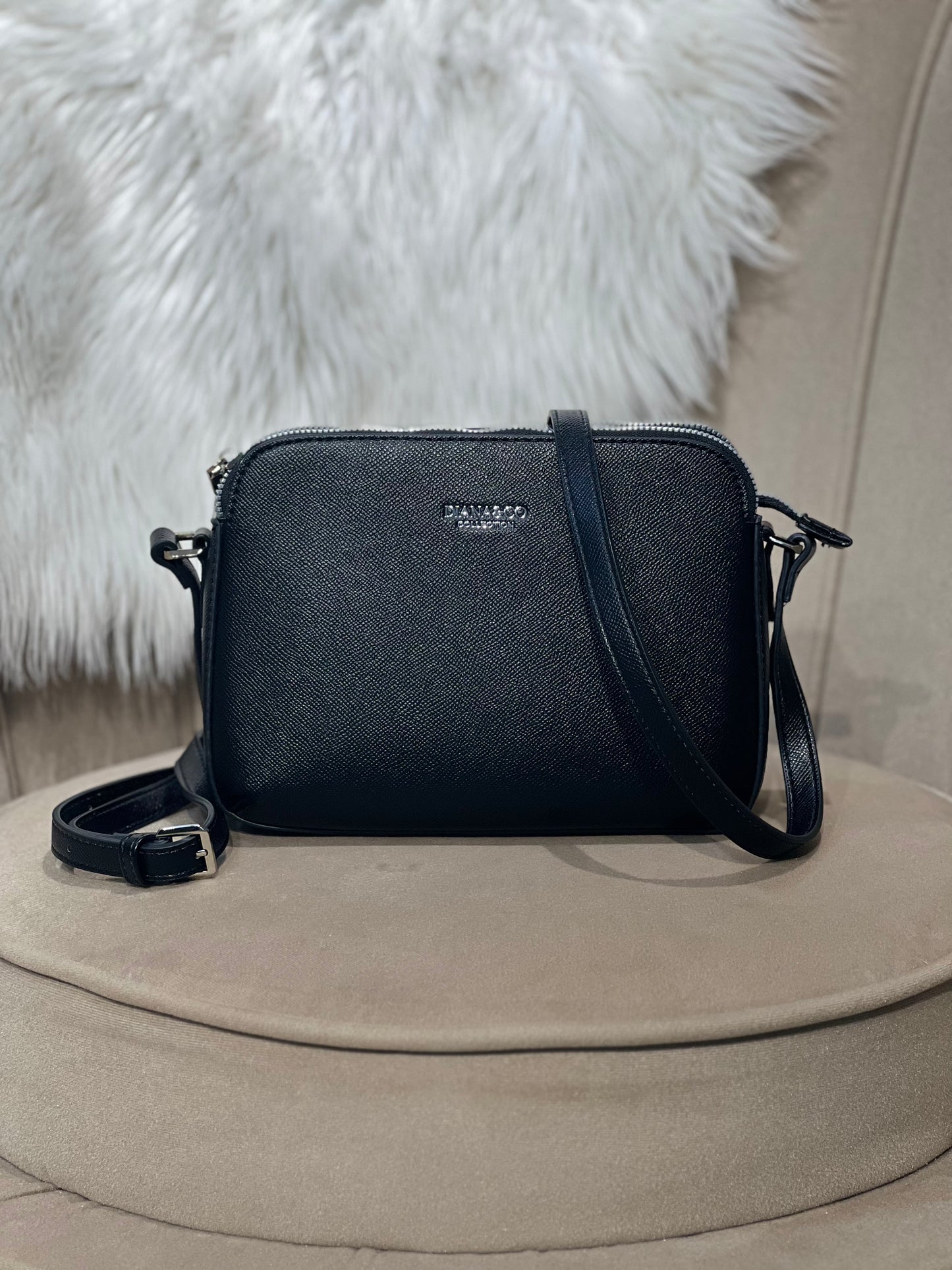 Sac Diana & co