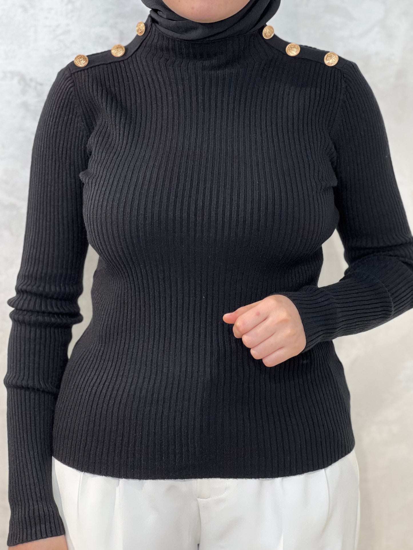 Pull Essentiel -à bouton-